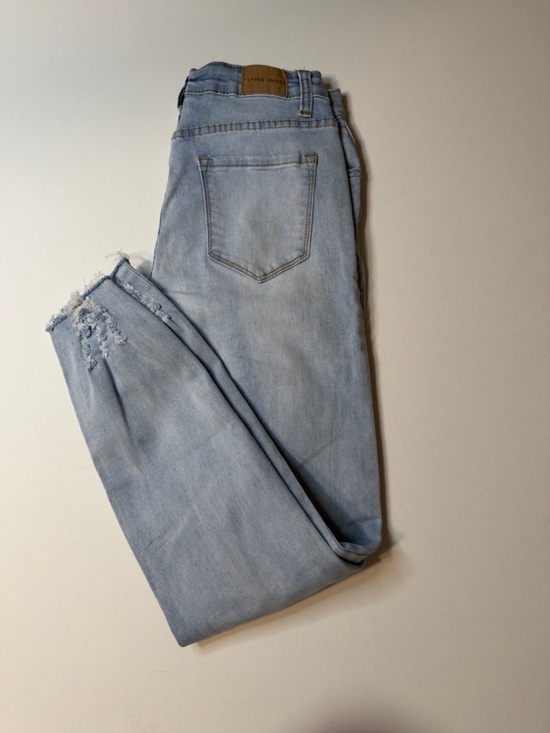 Flying Angel Denim - EUC Women's Flying Angel Light Wash Denim Jeans Size 7/25" Inseam (KB6)